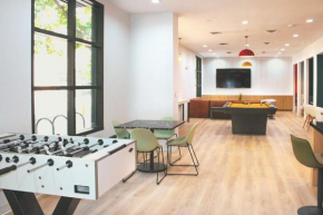 Upstay Condo w Pool-BBQ-Gym-Games - Walk to Uoft